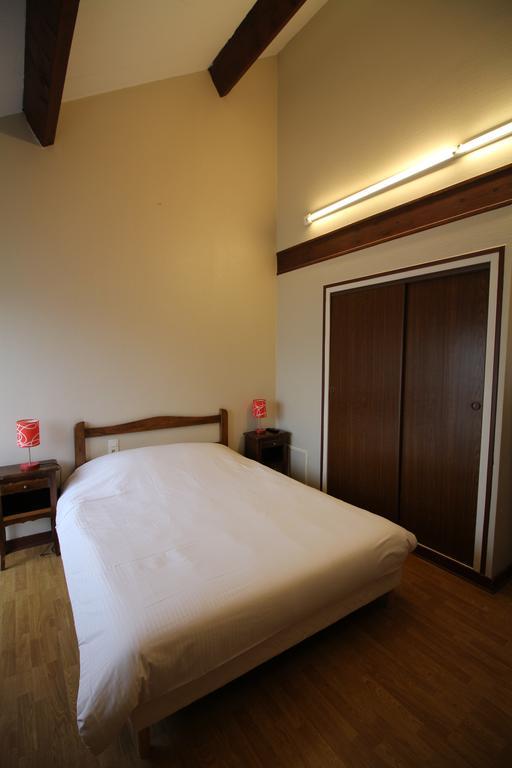 Hotel De La Bonnheure Bracieux Bagian luar foto