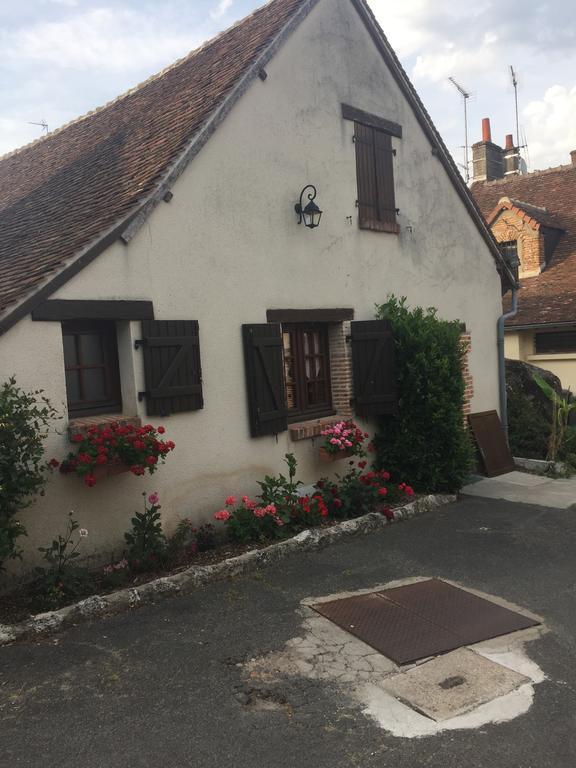 Hotel De La Bonnheure Bracieux Bagian luar foto